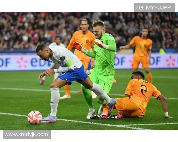 荷兰与法国足球比赛最新比分分析及精彩回顾