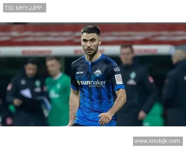 贝尔谢巴工人与对手的激烈较量揭示足球战术的新趋势与挑战