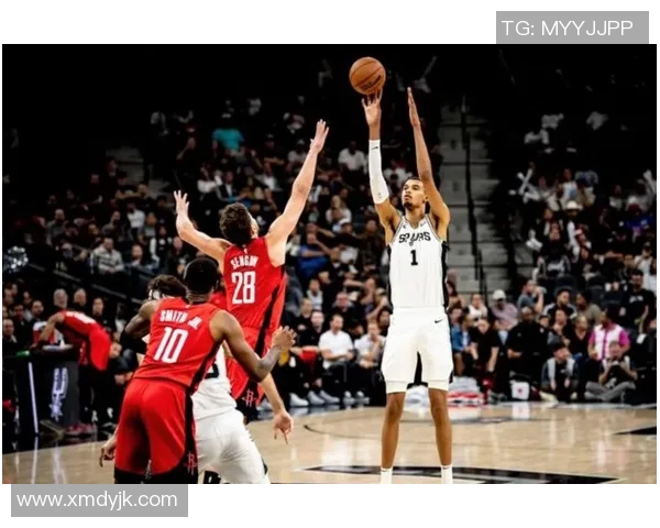 鹈鹕与马刺季前赛精彩回放全场视频分析与赛况解读