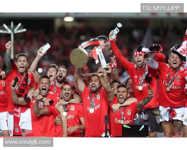 本菲卡主场迎战吉马良斯争夺联赛积分巅峰对决即将上演 本菲卡主场迎战吉马良斯争夺联赛积分巅峰对决即将上演