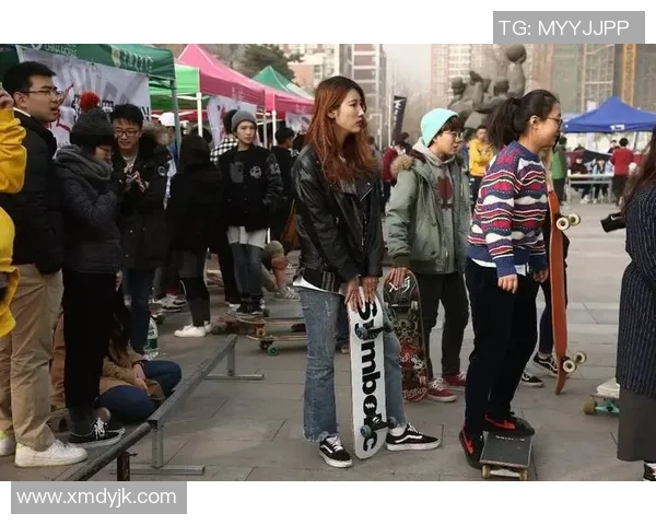 杭州滑板队灵活性探秘：运动与艺术的完美结合之旅MBA