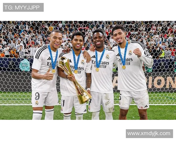 贝林厄姆：从青涩小将到足球巨星的华丽蜕变之路