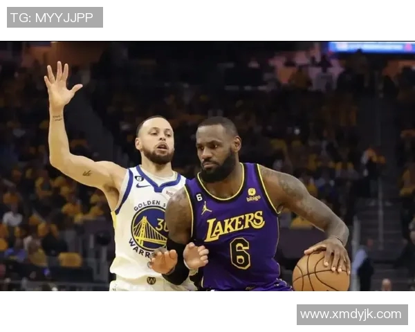 2010年湖人对阵勇士的经典对决回顾与分析 2010年湖人对阵勇士的经典对决回顾与分析