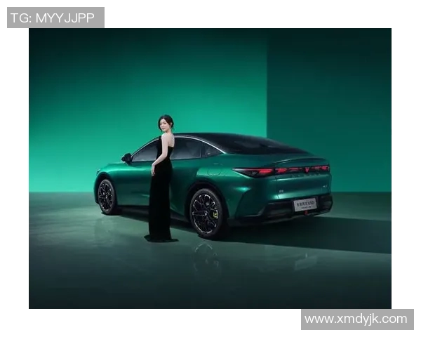 加维引领潮流新风尚探索年轻人的时尚选择与生活态度 加维引领潮流新风尚探索年轻人的时尚选择与生活态度