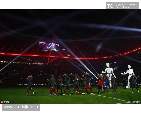 大巴黎与拜仁激战正酣比分揭晓引发球迷热议 大巴黎与拜仁激战正酣比分揭晓引发球迷热议